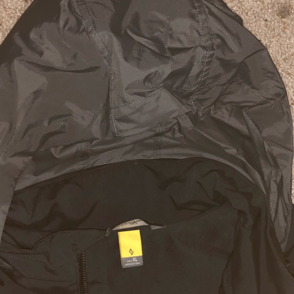 Jacket - Picture 3 of 8